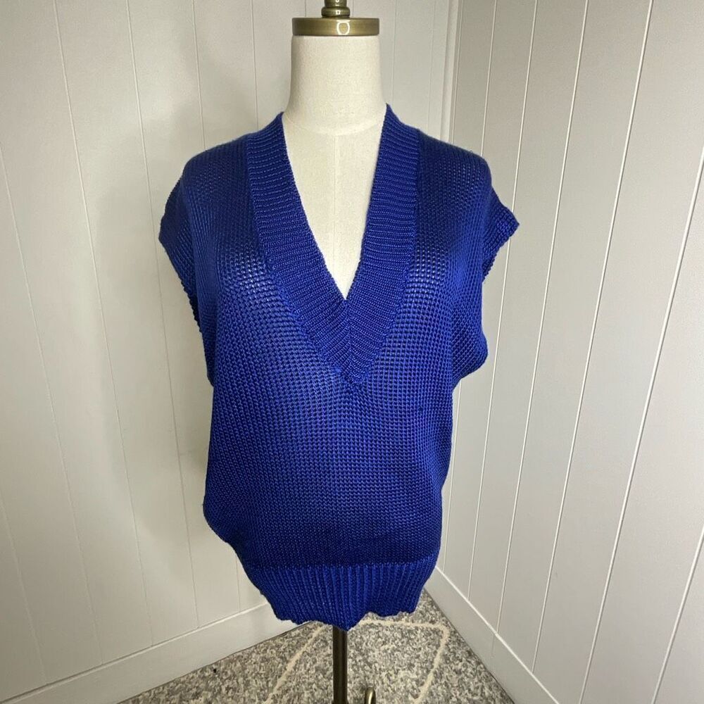 Vintage Collage Women’s Medium Blue Oversized Knit Vest Jacket